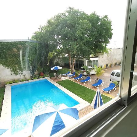 Hotel Las Dalias Inn Mérida Extérieur photo