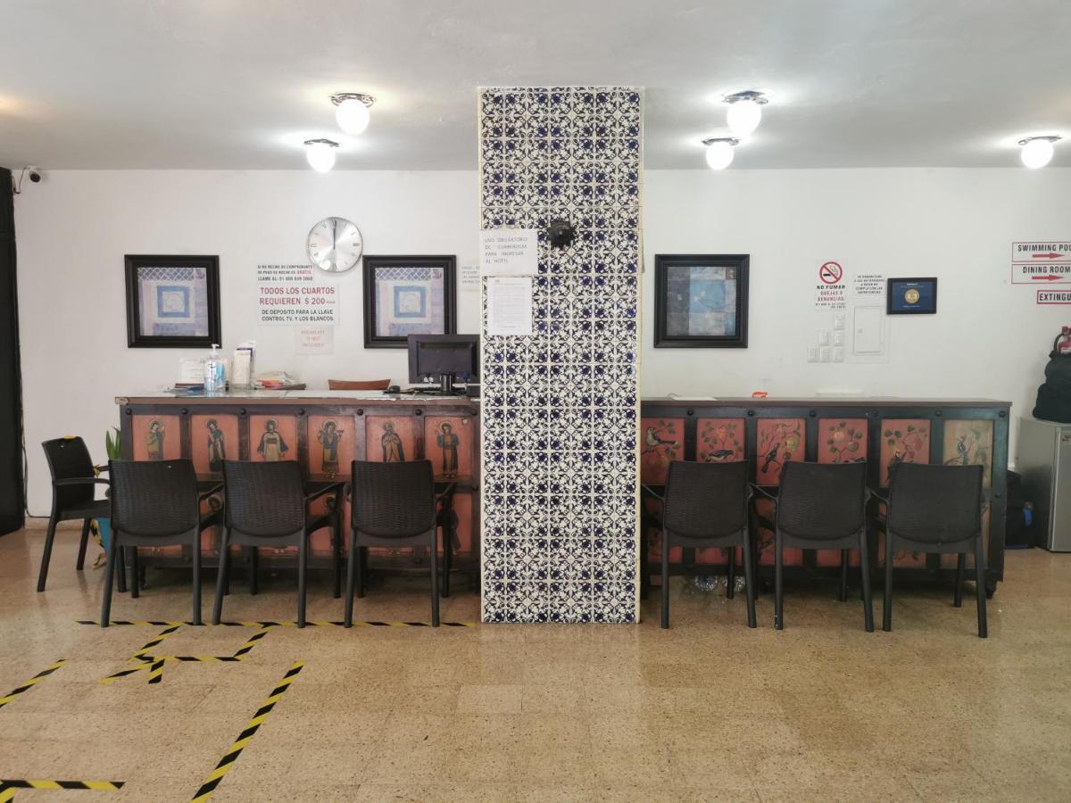Hotel Las Dalias Inn Mérida Extérieur photo