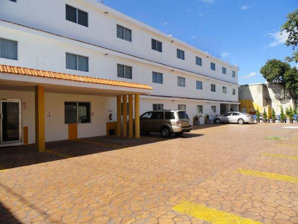 Hotel Las Dalias Inn Mérida Extérieur photo