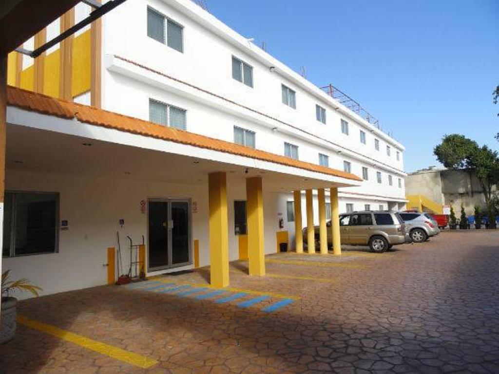 Hotel Las Dalias Inn Mérida Extérieur photo
