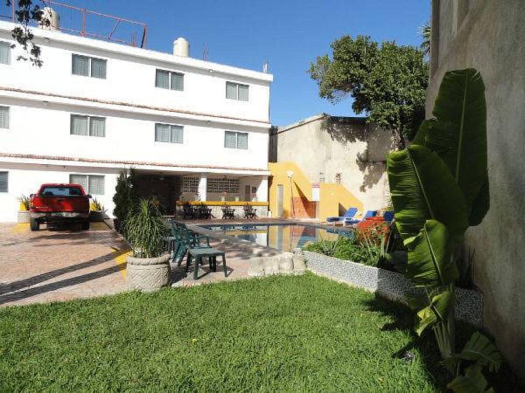 Hotel Las Dalias Inn Mérida Extérieur photo