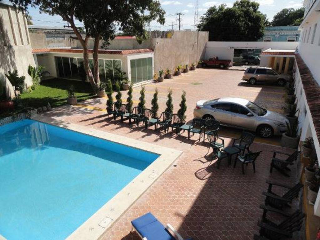 Hotel Las Dalias Inn Mérida Extérieur photo